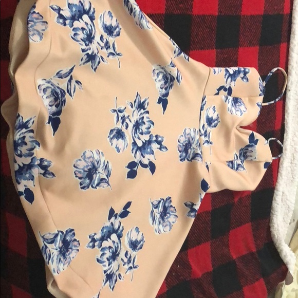 Dress - Picture 2 of 4